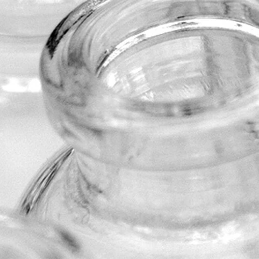 Clear glass bottle lid and neck