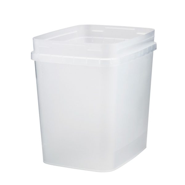 Plastic tub