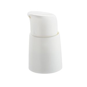 White lid with spray functionality